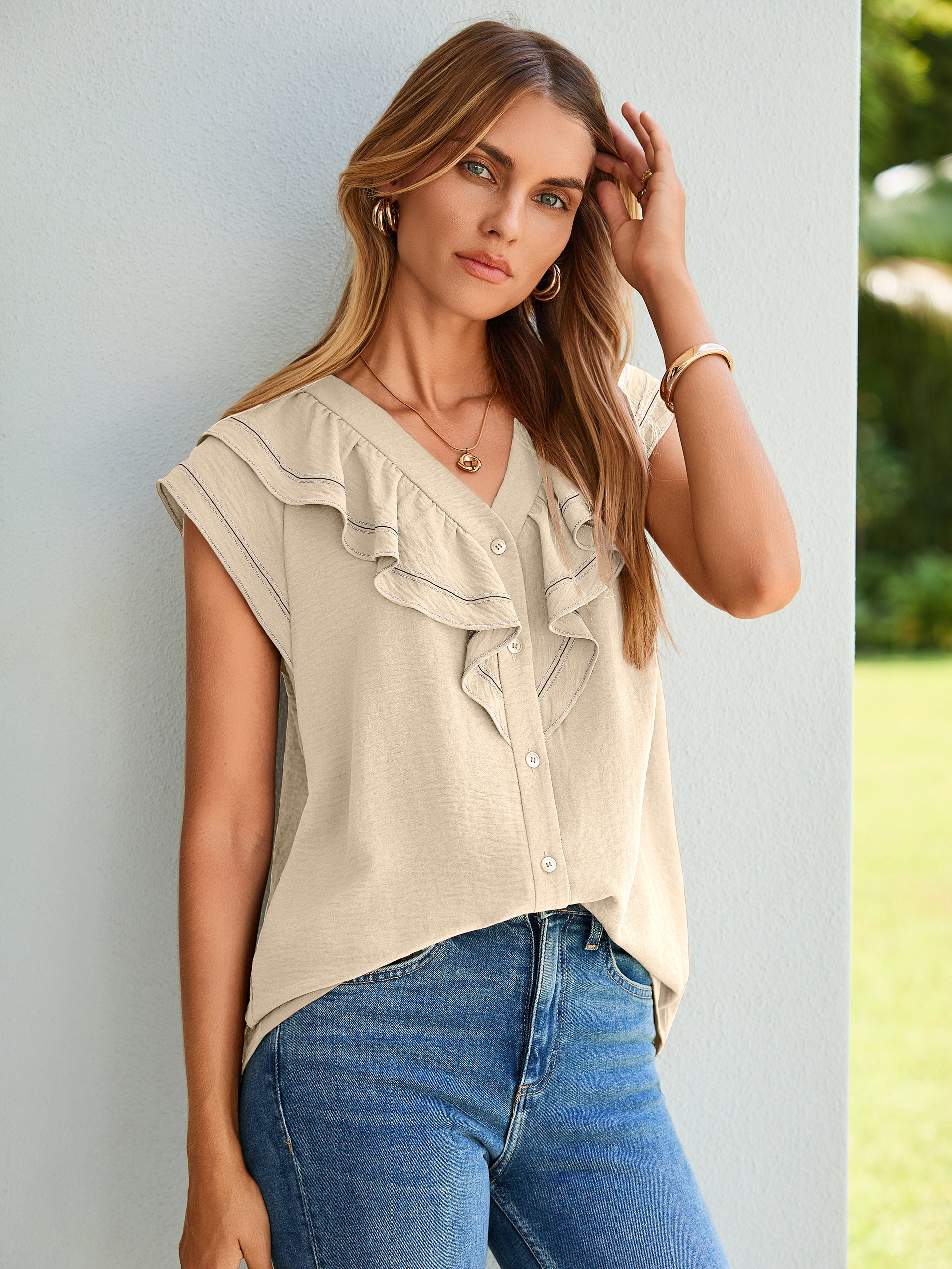 V-Neck Ruffle Trim Contrast Stitching Top